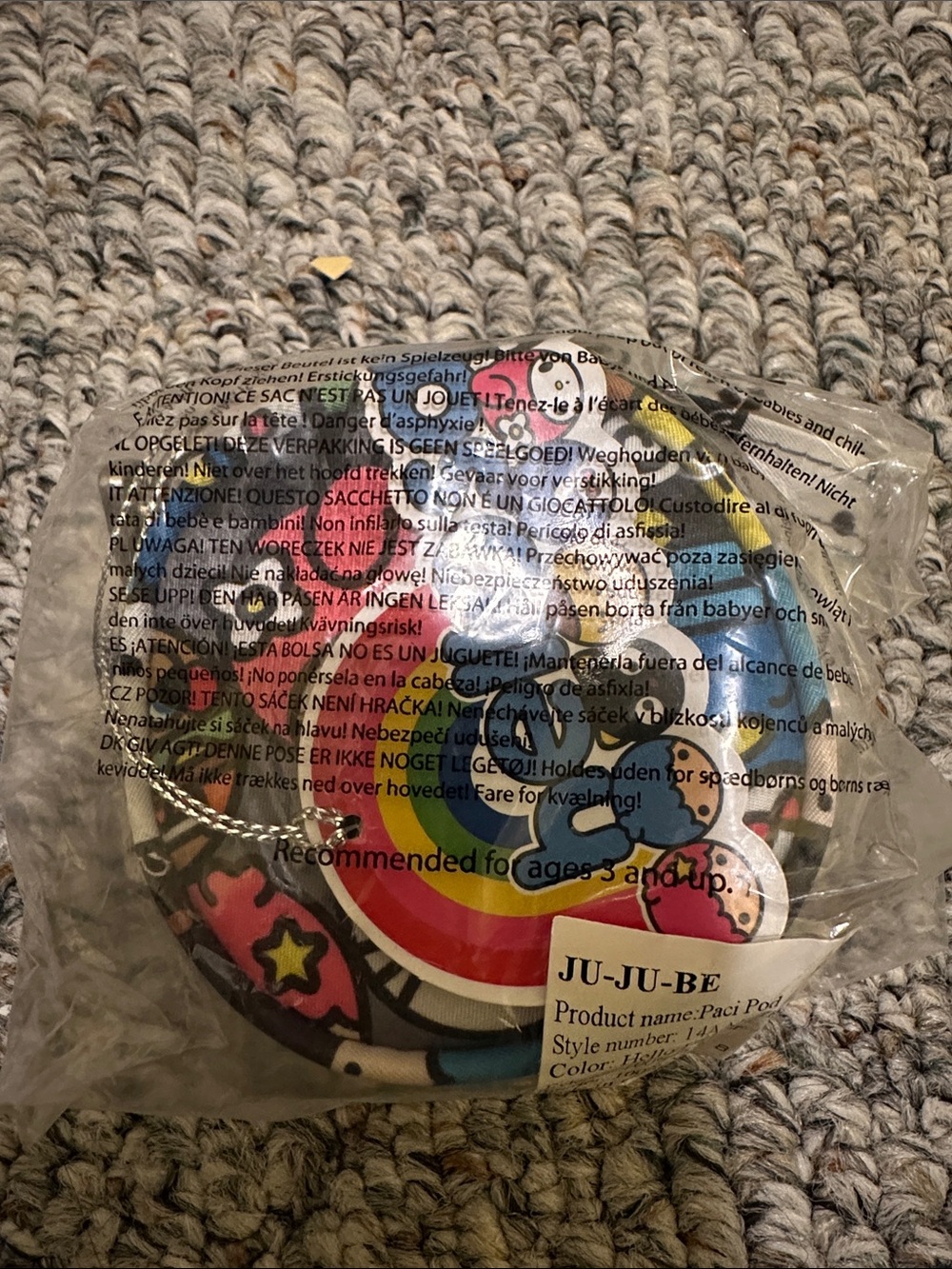 Ju-Ju-Be x Sanrio Hello Friends Paci Pod